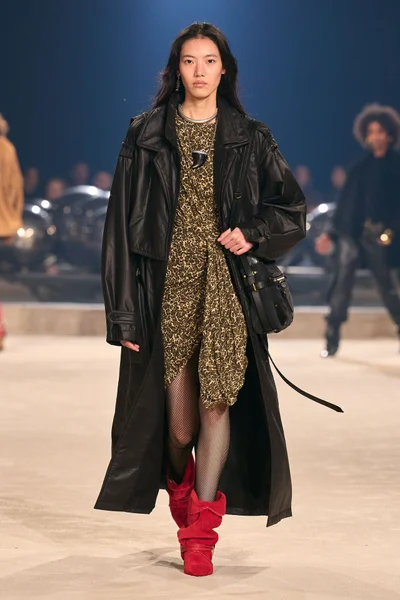 Look 26